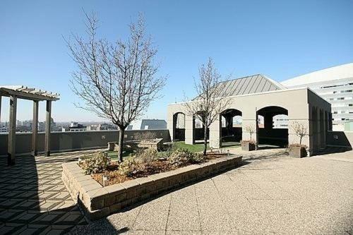 Toronto Luxury Accommodations - University Plaza Exterior foto